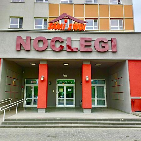 Hostel Sami Swoi Kutno Zewnętrze zdjęcie